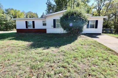 2490 Beverly Drive, Paris TX 75460 - Photo 2