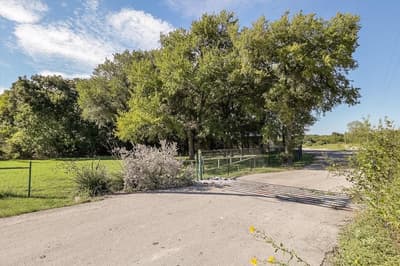 10701 Fm 916, Grandview TX 76050 - Photo 2