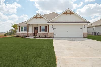 303 Sam Drive, Hillsboro TX 76645