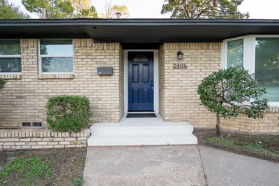 2406 Cliff Teen Court, Dallas TX 75233 - Photo 2