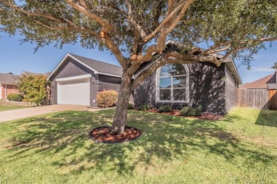 337 Mcmurtry Drive, Arlington TX 76002