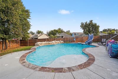 360 Daleview Drive, Kennedale TX 76060