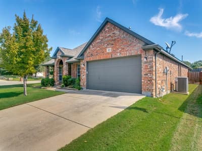 10132 Ash Creek Lane, Fort Worth TX 76177 - Photo 2