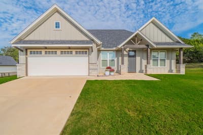 1004 Mojave Trail, Granbury TX 76048