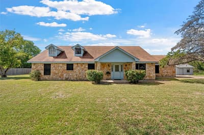 712 Beard Avenue, Robinson TX 76706 - Photo 2