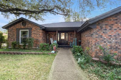 900 Stonelake Drive, Cleburne TX 76033 - Photo 3