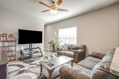 198 S Preston Street, Alvarado TX 76009 - Photo 5