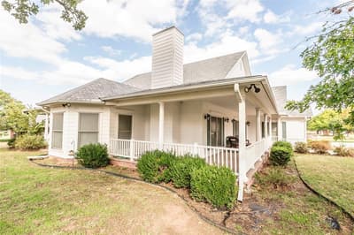206 Poplar Street, Nocona TX 76255 - Photo 4