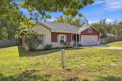 1831 Woodland Park Drive, Denison TX 75020 - Photo 3