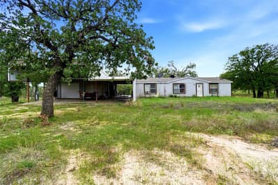 1633 Three Skillet Road, Springtown TX 76082 - Photo 4