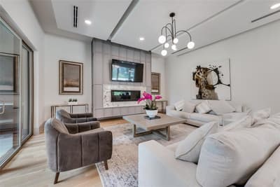 4528 W Amherst Avenue, Dallas TX 75209 - Photo 2