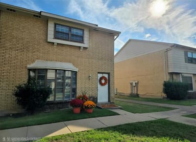 99 W Mountain Creek Drive, Grand Prairie TX 75052