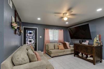 1528 Debbie Drive, Plano TX 75074 - Photo 4