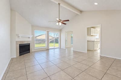 3018 Meadow Creek Court, Grand Prairie TX 75052 - Photo 5