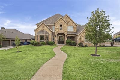 7637 Eagle Ridge Circle, Fort Worth TX 76179 - Photo 2