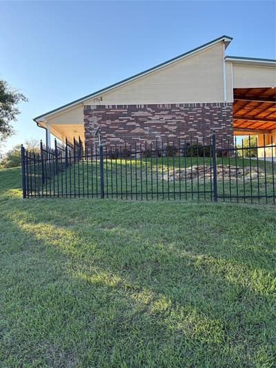 504 Balboa Drive E, Runaway Bay TX 76426 - Photo 2