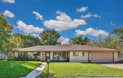 1912 Cypress Court, Gainesville TX 76240 - Photo 2
