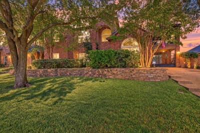 204 Castle Hill Drive, Burleson TX 76028 - Photo 2