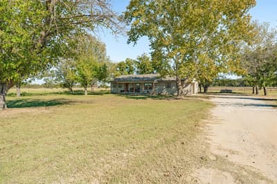 551 County Road 416, Comanche TX 76442 - Photo 2