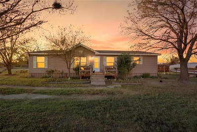 103 Ellis Street, Bardwell TX 75101