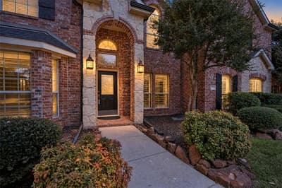 1308 Hazel Green Drive, Frisco TX 75033 - Photo 2