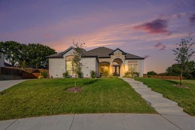 1135 Willow Lake Drive, DeSoto TX 75115 - Photo 2
