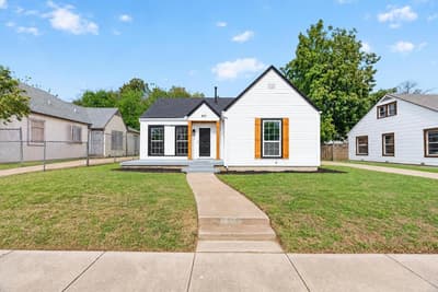 815 E Robert Street, Fort Worth TX 76104 - Photo 2