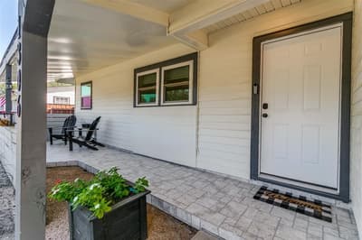 1306 E Lovers Lane, Arlington TX 76010 - Photo 3