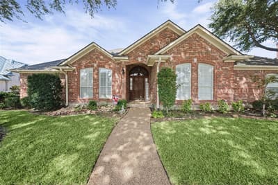 1415 Fairhaven Drive, Mansfield TX 76063 - Photo 2