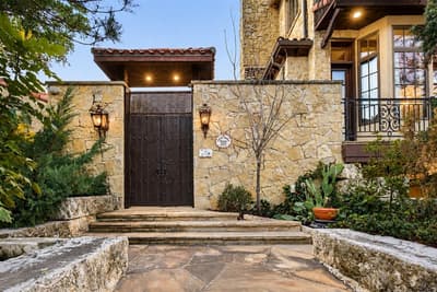2505 Welborn Street, Dallas TX 75219 - Photo 2
