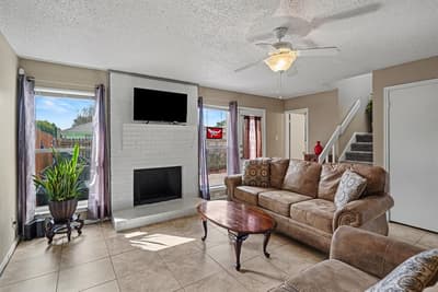 6747 S Creek Drive, Fort Worth TX 76133 - Photo 3