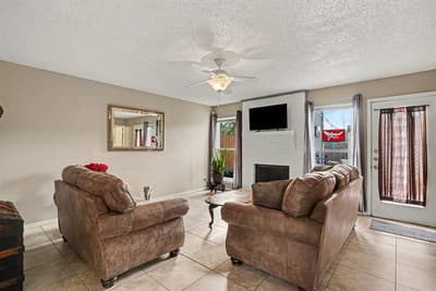 6747 S Creek Drive, Fort Worth TX 76133 - Photo 5