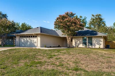 4113 Hemlock Street, Fort Worth TX 76137