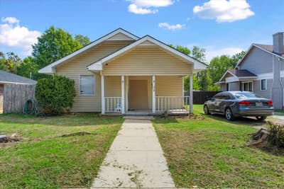 324 Cynisca Street, Waxahachie TX 75165