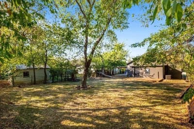 306 Hall Street, Whitesboro TX 76273 - Photo 3