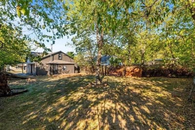 306 Hall Street, Whitesboro TX 76273 - Photo 5