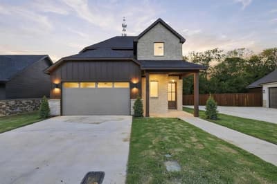 109 Iron Horse Lane, Denison TX 75020