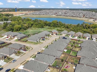 11228 Canyon Oak Street, Aubrey TX 76227 - Photo 3
