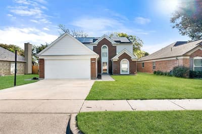 6716 Lyndale Drive, Watauga TX 76148 - Photo 2