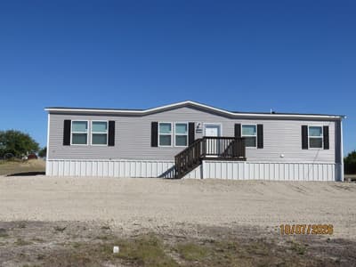 1327 County Road 1077, Farmersville TX 75442