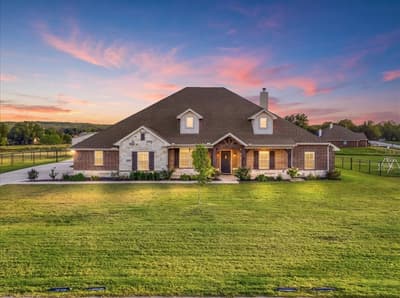 1004 Northern Oaks Court, Springtown TX 76082