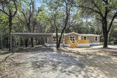 131 Kelly Court, Azle TX 76020 - Photo 2