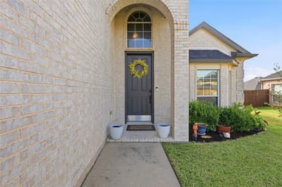 6957 Bent Spur Drive, Fort Worth TX 76179 - Photo 2