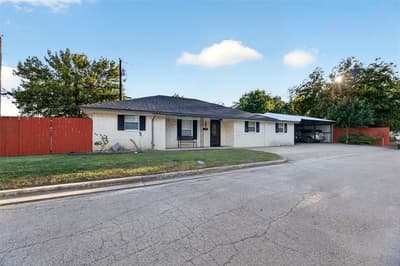 330 Park Drive, Hillsboro TX 76645 - Photo 2