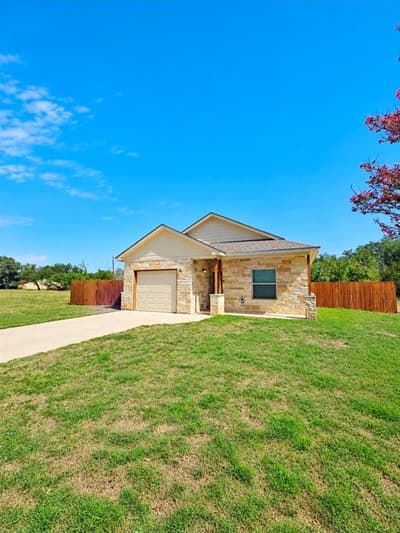 1304 Glenwood Circle, Breckenridge TX 76424 - Photo 3