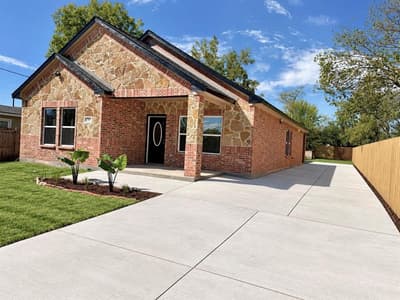 707 N Blanche Street, Terrell TX 75160 - Photo 2