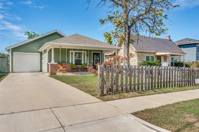 1310 New York Avenue, Fort Worth TX 76104