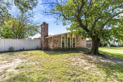 1901 Dodge Trail, Grand Prairie TX 75052 - Photo 4