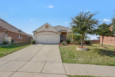 405 Winchester Drive, Celina TX 75009 - Photo 2