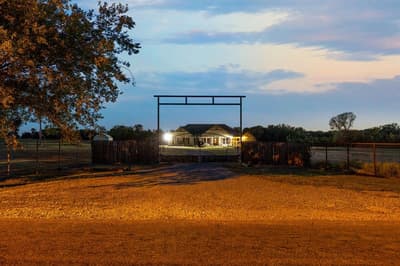 516 Spring Town Road, Van Alstyne TX 75495 - Photo 3